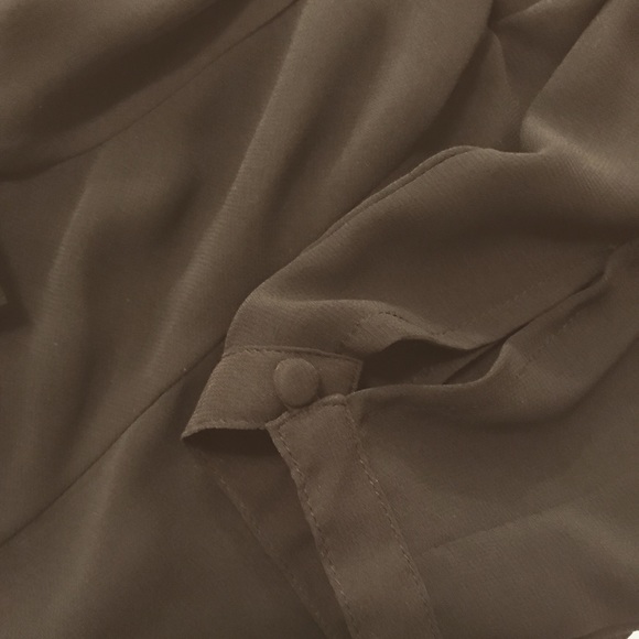 Black blouse with sheer sleeves - Picture 6 of 6